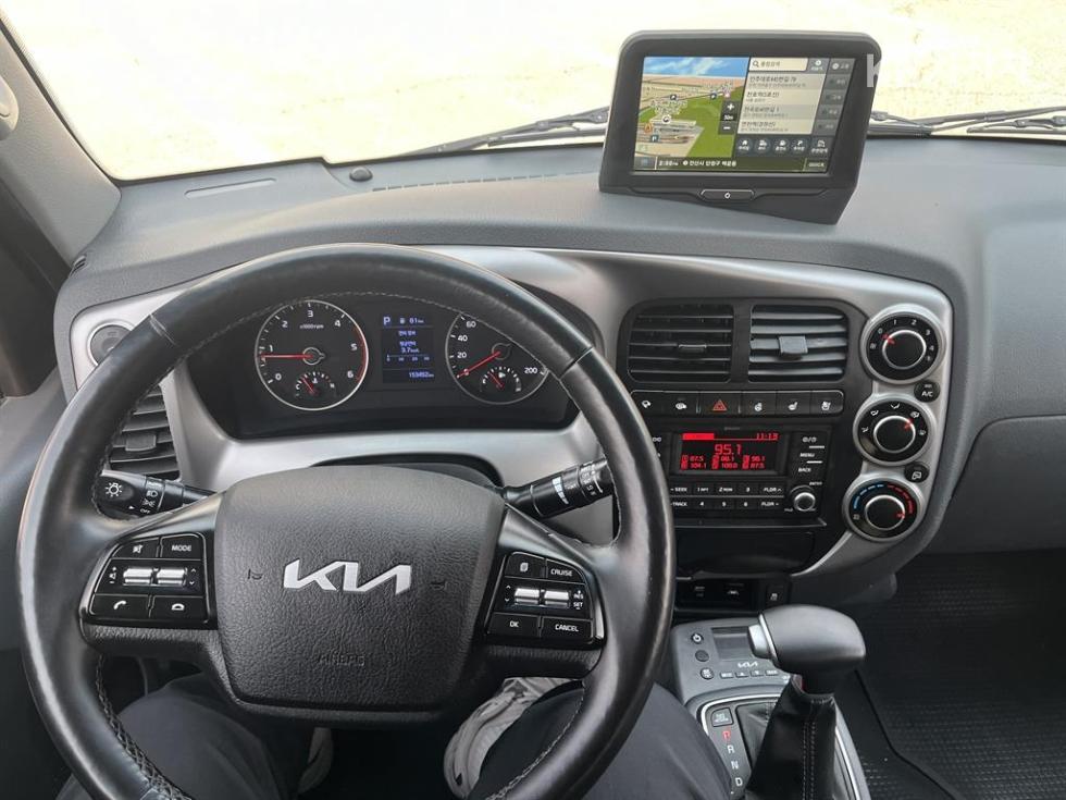 2022 - kia bongo iii