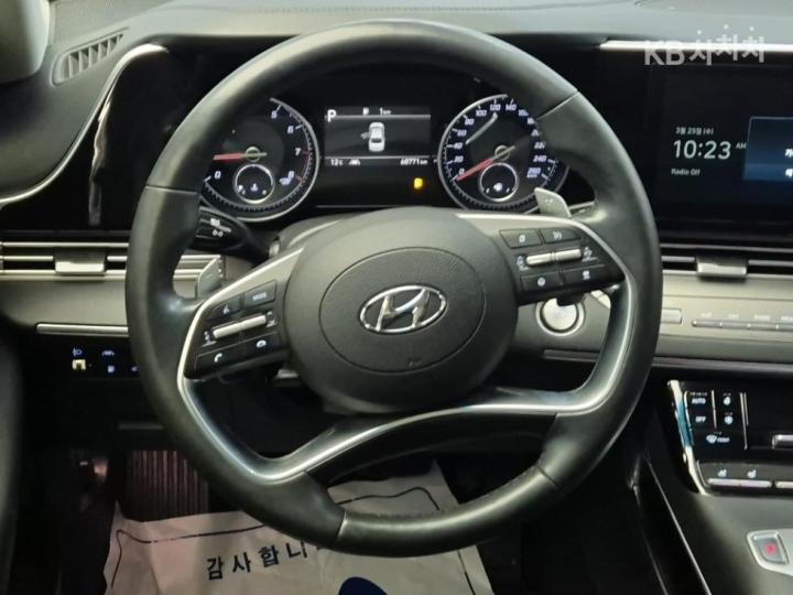 Hyundai Grandeur 2.5 Premium Choice 10