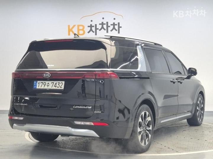 Kia Carnival G3.5 GDI Noblesse 4