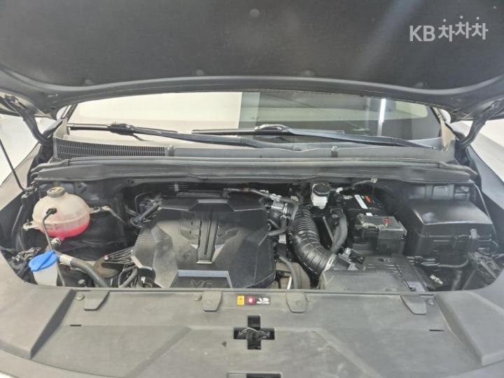 Kia Carnival G3.5 GDI Noblesse 6