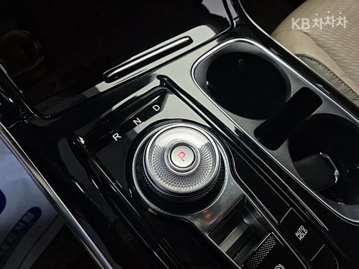 Kia Carnival G3.5 GDI Noblesse 9