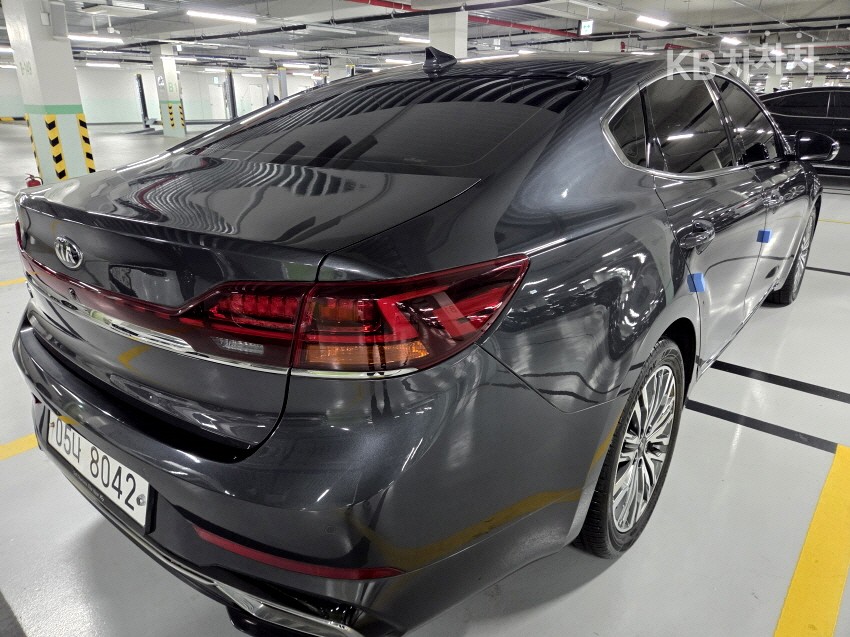 2020 - kia k7
