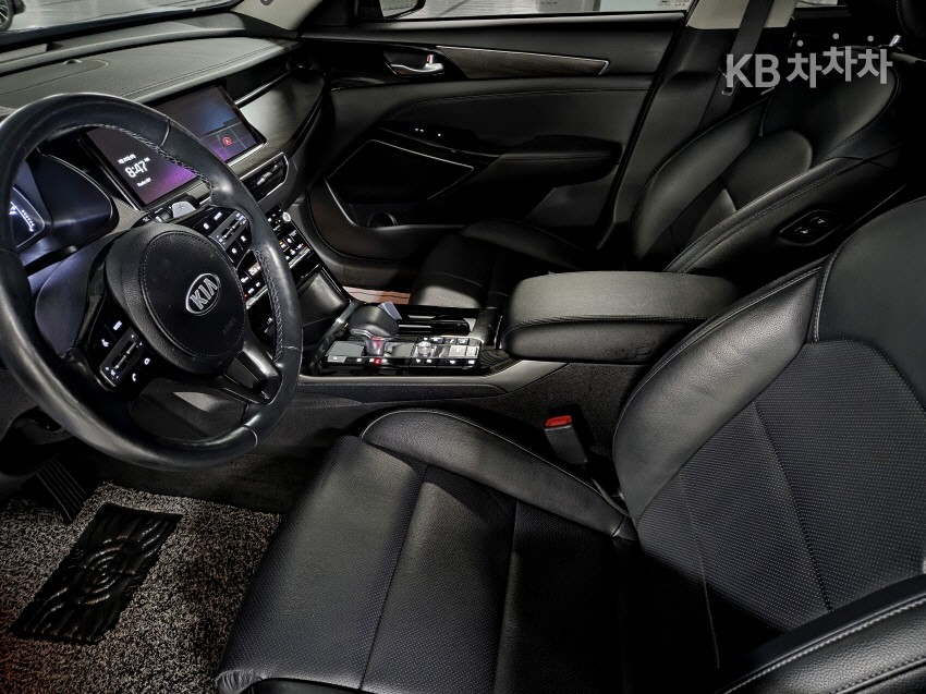 2020 - kia k7