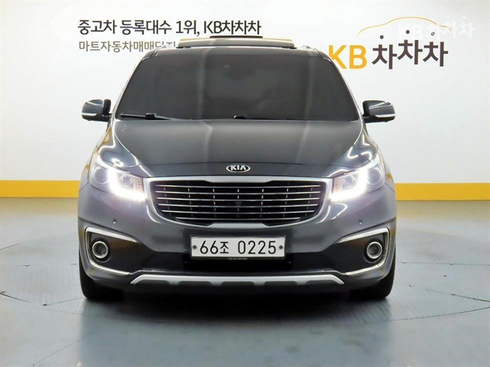 2017 - kia carnival