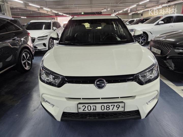 KG Mobility (Ssangyong) Tivoli Gasoline VX 3