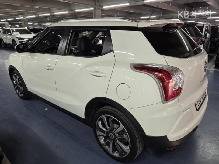 KG Mobility (Ssangyong) Tivoli Gasoline VX 7