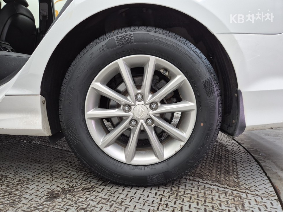 Hyundai Sonata — miniaturë 14