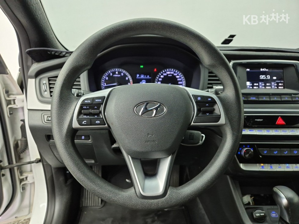 Hyundai Sonata — miniaturë 17
