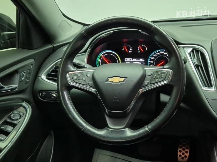 Chevrolet Malibu 1.8 Hybrid LT Deluxe 10