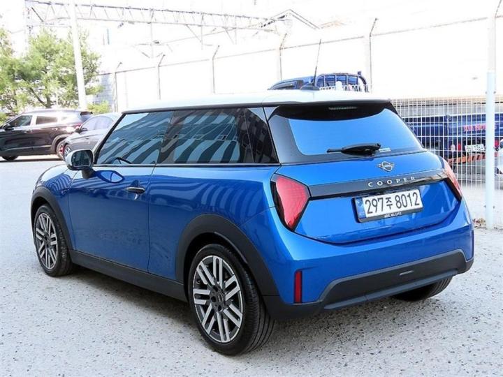 Mini Cooper C 2.0 3 Duo Classic 4