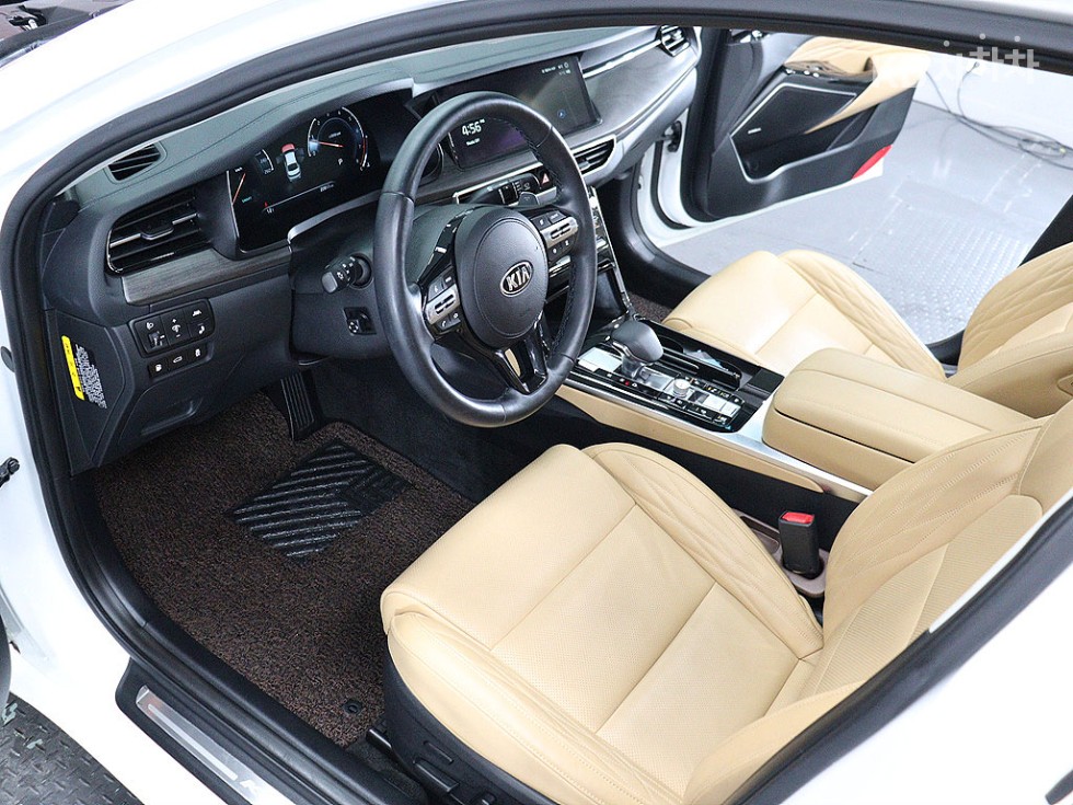 2020 - kia k7