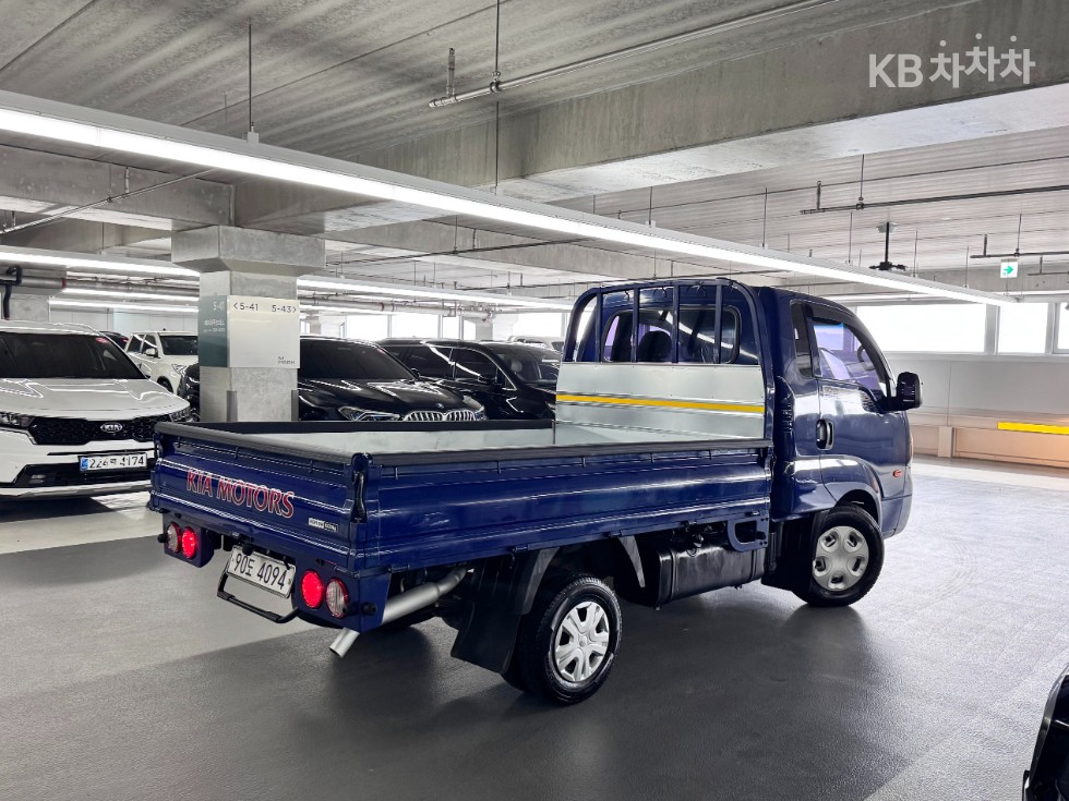 2015 - kia bongo iii