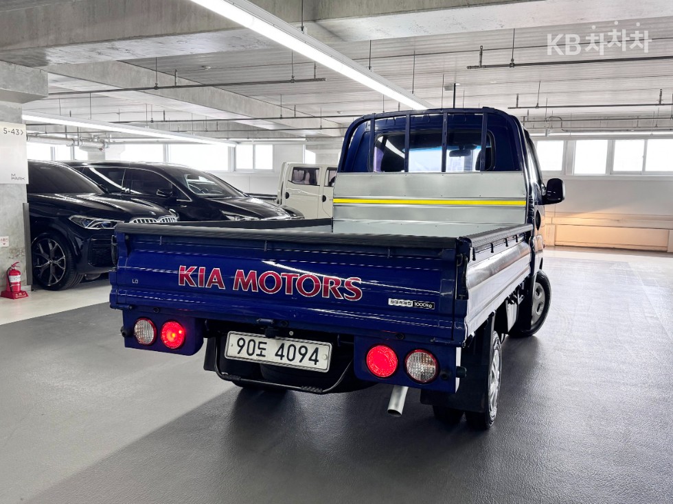 2015 - kia bongo iii