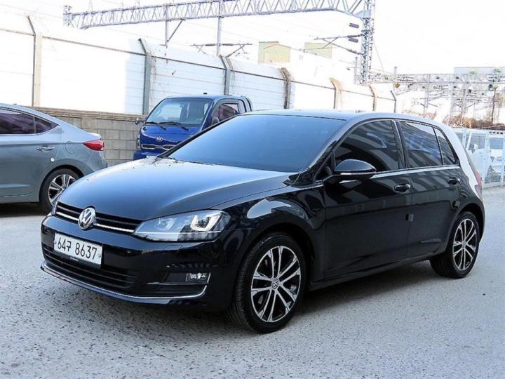 Volkswagen Golf 2.0 TDI MK7 Premium 3