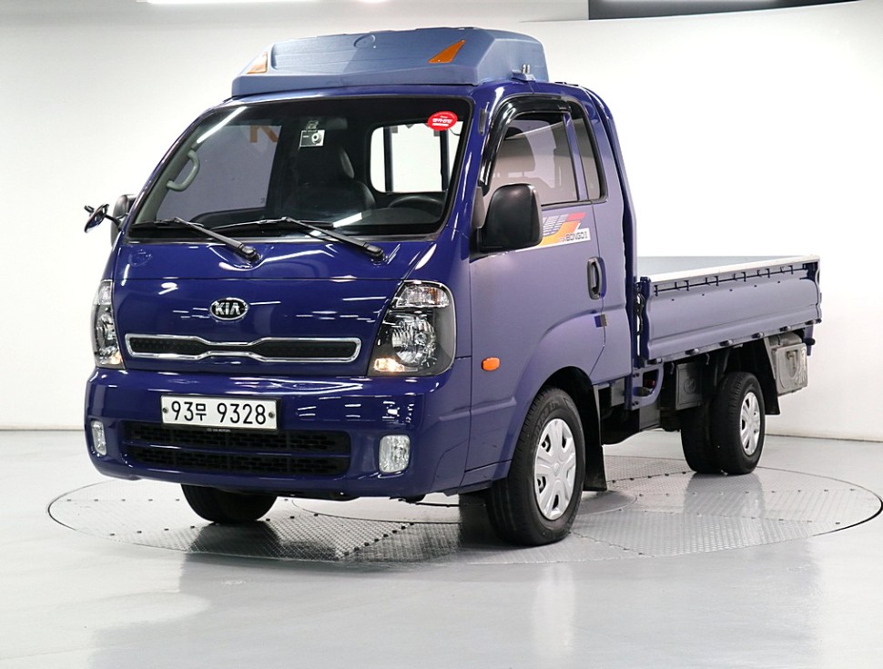 Kia 봉고3 1톤 킹캡 초장축 CRDi 럭셔리 - фото 1