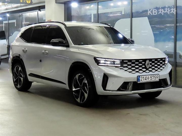 Renault Koleos E-Tech Hybrid Iconic 2