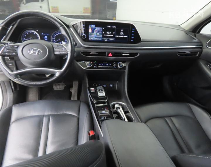 Hyundai Sonata DN8 2.0 LPG Smart 8