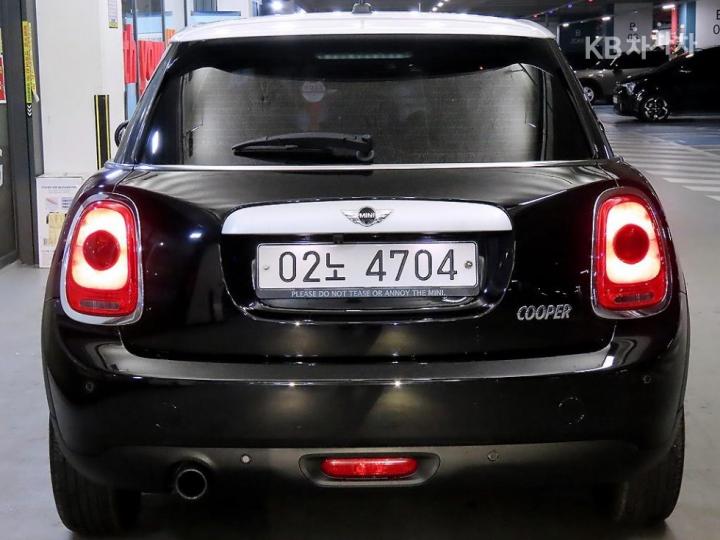 Mini Cooper 5 Duo 1.5 Base Type 6