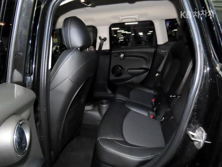 Mini Cooper 5 Duo 1.5 Base Type 8