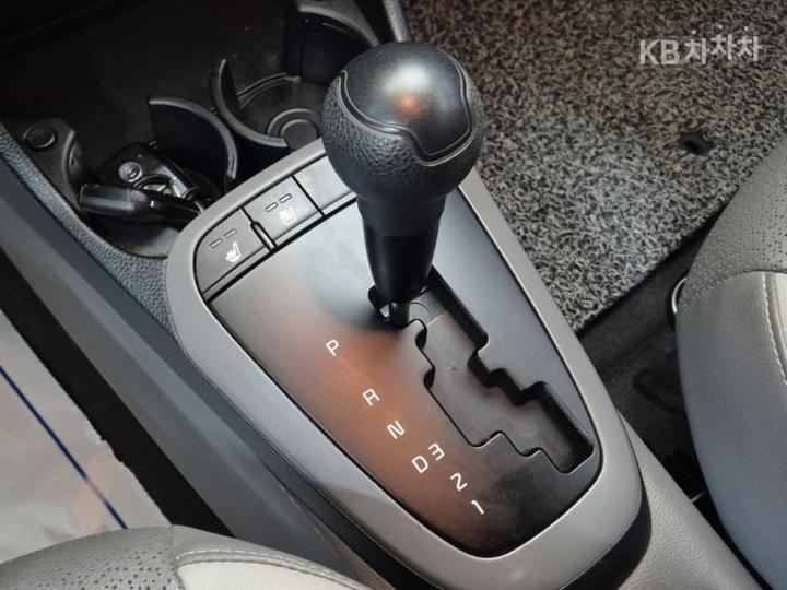 Kia Morning Urban JA 1.0 Gasoline Prestige 9