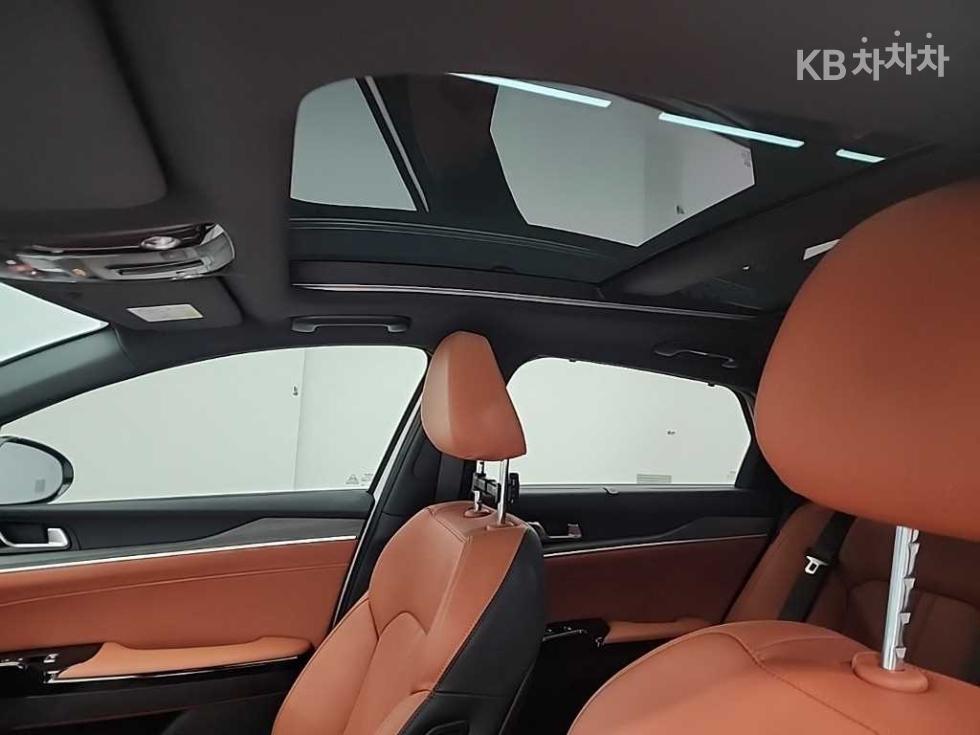 2024 - kia k5