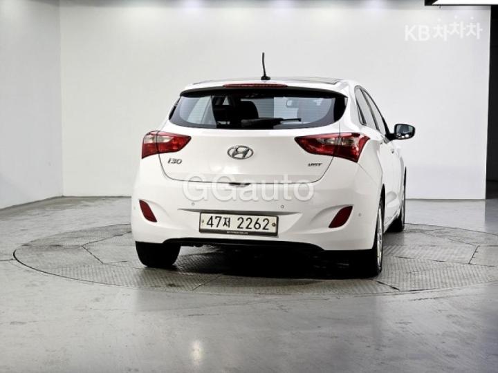 Hyundai i30 New 1.6 VGT Unique 4