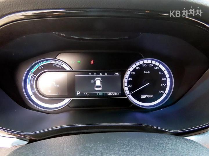 Kia Niro 1.6 HEV Prestige 10