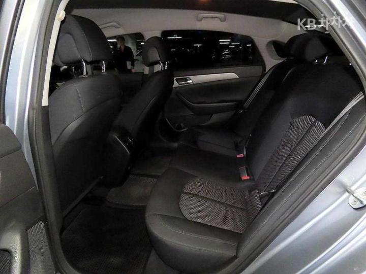 Hyundai Sonata LF 2.0 Style Base Type 8