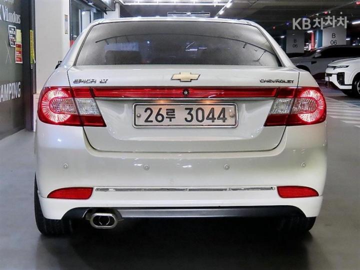 Chevrolet Tosca Premium 6 L6 2.0 SX 6