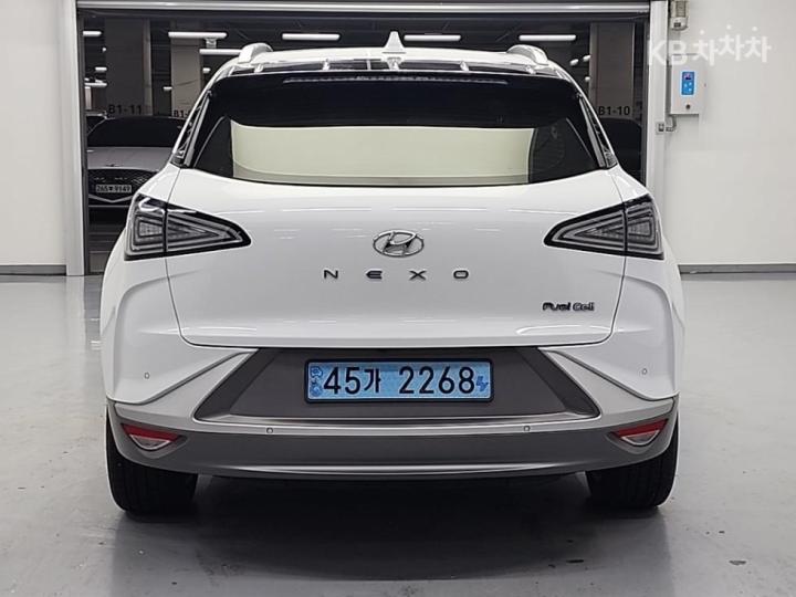 Hyundai Nexo Premium 4