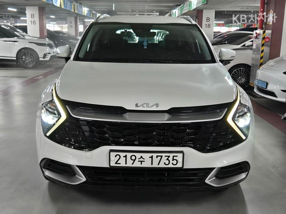 2022 - kia sportage