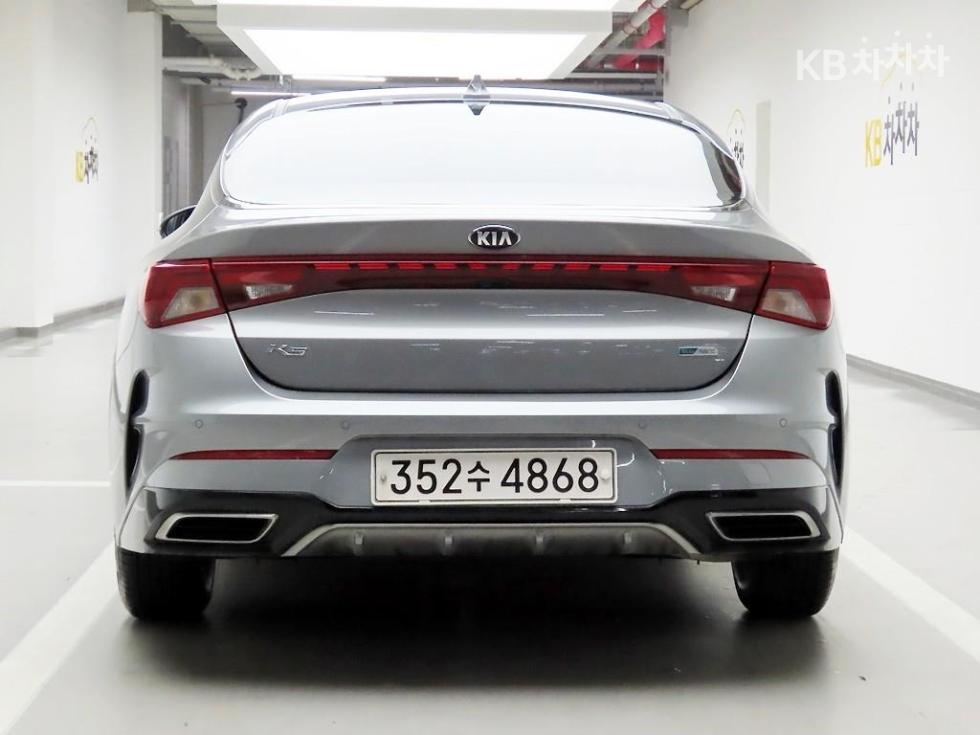 2020 - kia k5