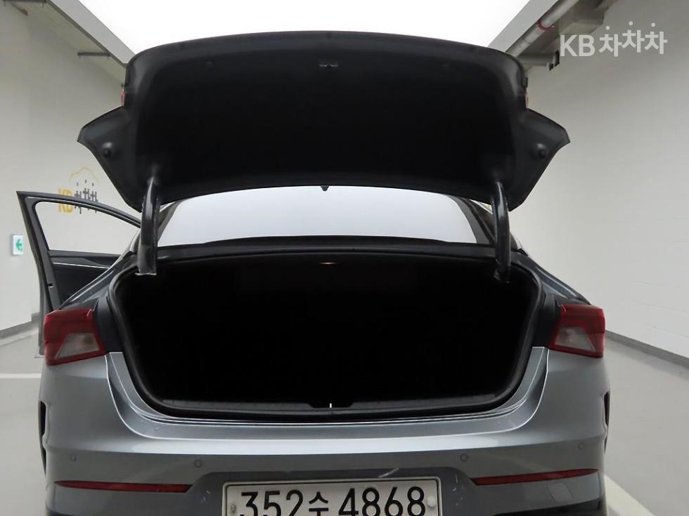 2020 - kia k5