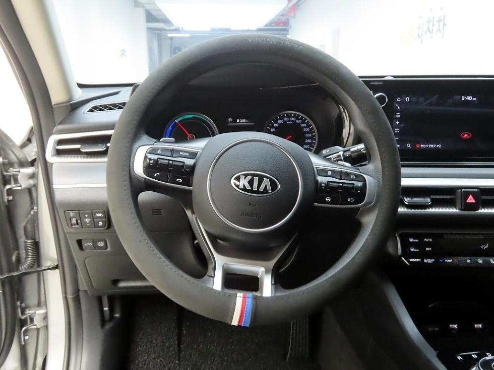 2020 - kia k5