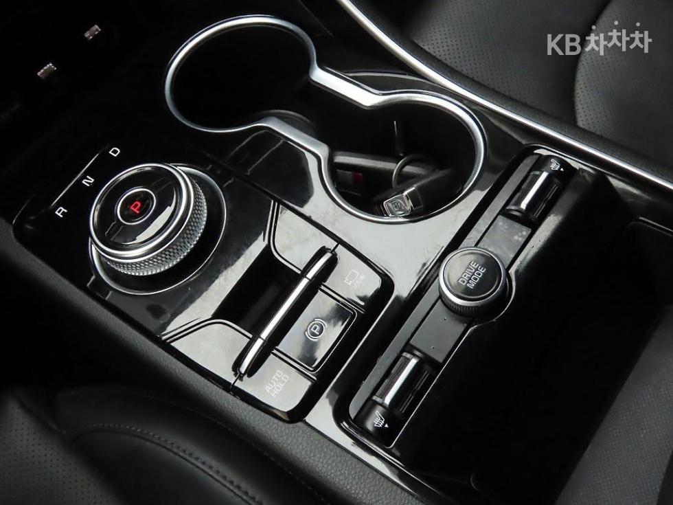 2020 - kia k5