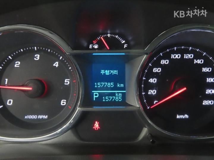 Chevrolet Captiva 2WD LT Premium 10