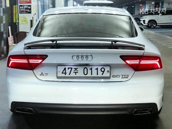 Audi A7 55 TDI Quattro 4G 6