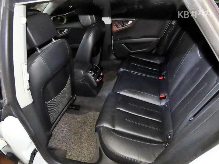 Audi A7 55 TDI Quattro 4G 8