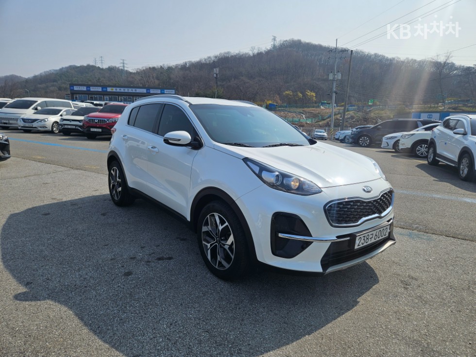 2020 - kia sportage