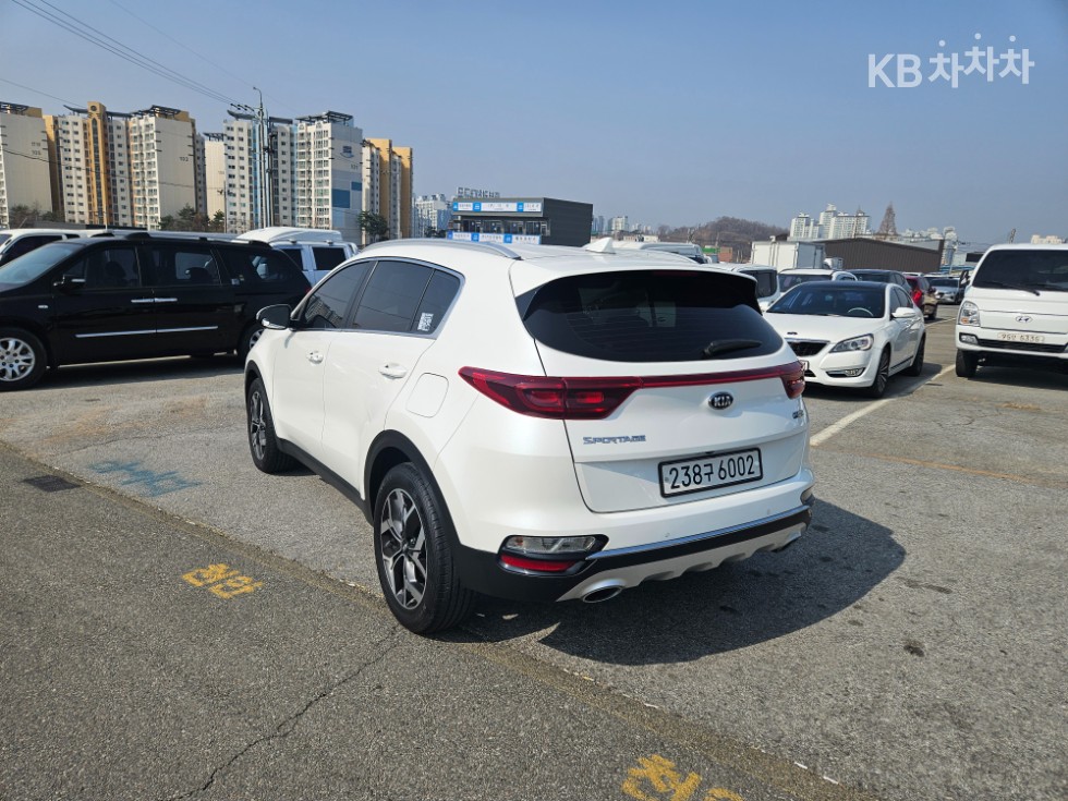 2020 - kia sportage