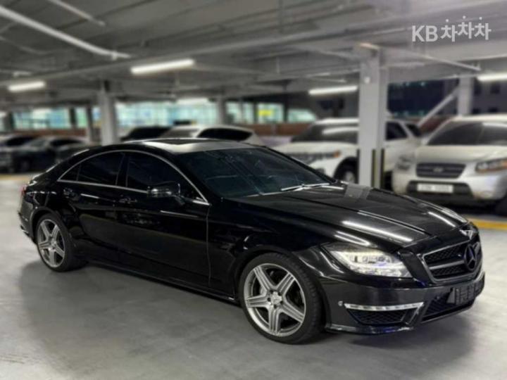 Mercedes-Benz CLS-Class W218 CLS63 AMG W218 4