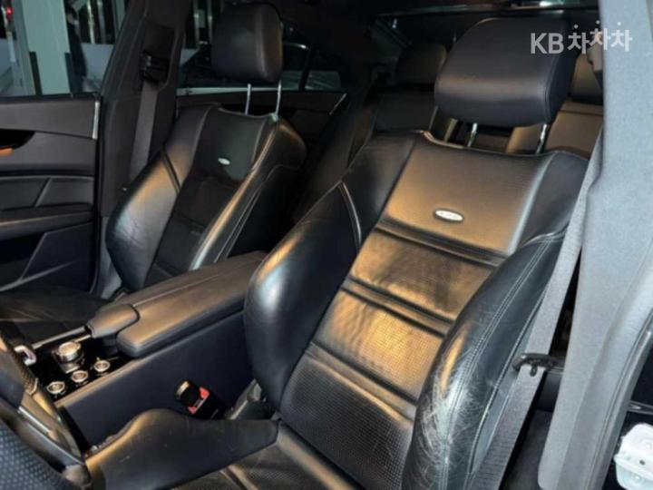 Mercedes-Benz CLS-Class W218 CLS63 AMG W218 7