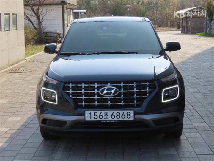 Hyundai Venue Gasoline 1.6 Modern