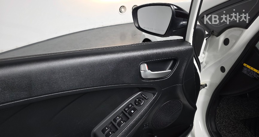 2016 - kia k3