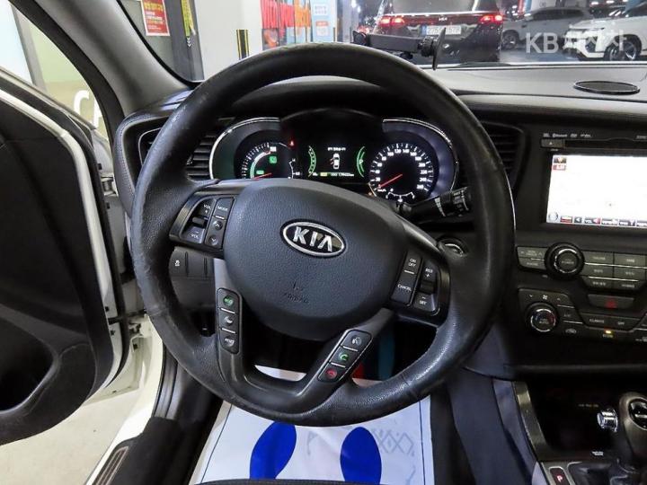 Kia K5 Hybrid Prestige 9