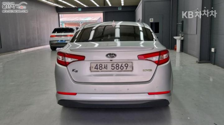 Kia K5 Hybrid Noblesse 5