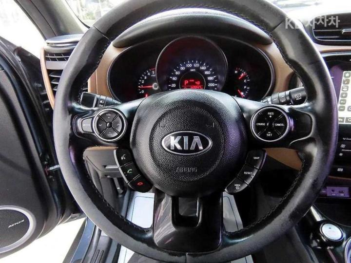 Kia Soul 1.6 Diesel 9