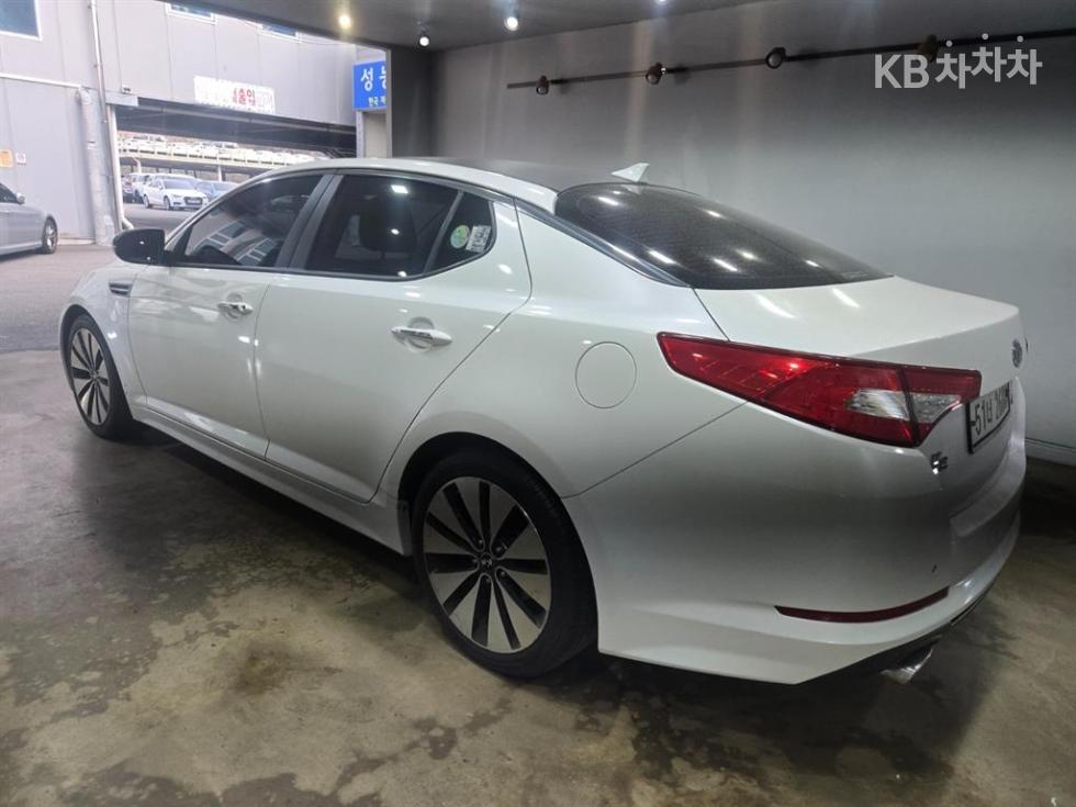 2011 - kia k5