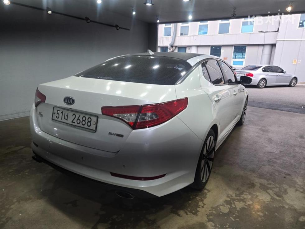 2011 - kia k5