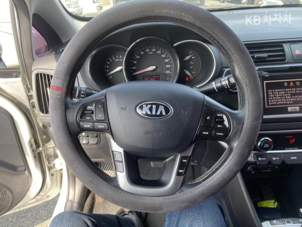 2014 - kia pride